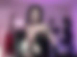 Iveystrigoi's Live Sex Cam Show