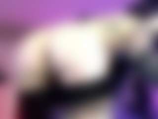 Iveystrigoi's Live Sex Cam Show