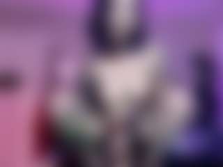 Iveystrigoi's Live Sex Cam Show