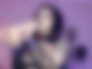 Iveystrigoi's Live Sex Cam Show
