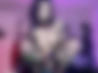 Iveystrigoi's Live Sex Cam Show