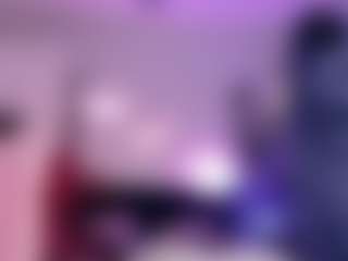 Iveystrigoi's Live Sex Cam Show