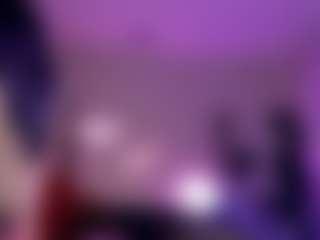 Iveystrigoi's Live Sex Cam Show