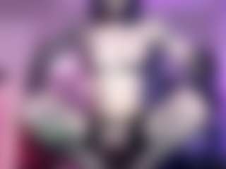 Iveystrigoi's Live Sex Cam Show