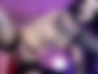 Iveystrigoi's Live Sex Cam Show