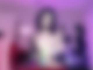 Iveystrigoi's Live Sex Cam Show