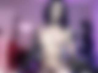 Iveystrigoi's Live Sex Cam Show
