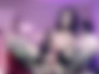 Iveystrigoi's Live Sex Cam Show