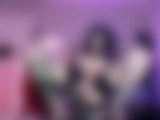 Iveystrigoi's Live Sex Cam Show