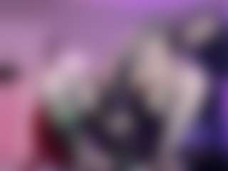 Iveystrigoi's Live Sex Cam Show