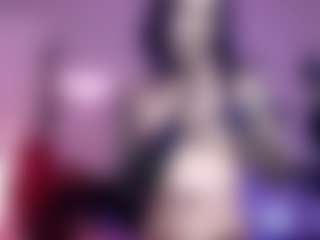 Iveystrigoi's Live Sex Cam Show