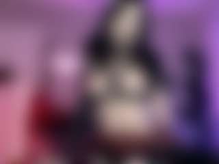 Iveystrigoi's Live Sex Cam Show
