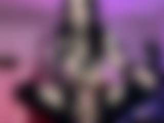 Iveystrigoi's Live Sex Cam Show