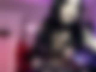 Iveystrigoi's Live Sex Cam Show