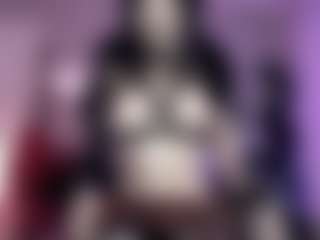 Iveystrigoi's Live Sex Cam Show