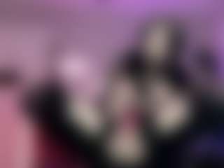 Iveystrigoi's Live Sex Cam Show