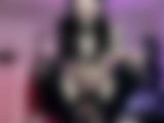 Iveystrigoi's Live Sex Cam Show