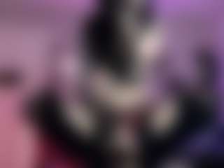 Iveystrigoi's Live Sex Cam Show
