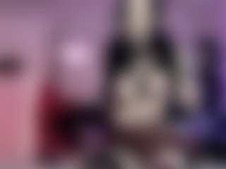 Iveystrigoi's Live Sex Cam Show