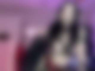 Iveystrigoi's Live Sex Cam Show