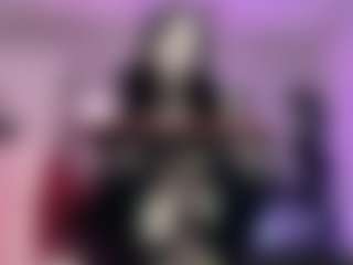 Iveystrigoi's Live Sex Cam Show