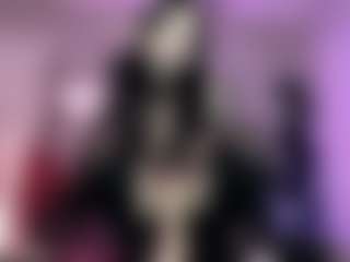 Iveystrigoi's Live Sex Cam Show