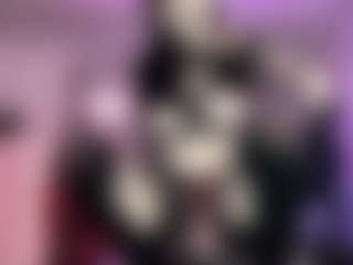 Iveystrigoi's Live Sex Cam Show
