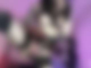 Iveystrigoi's Live Sex Cam Show