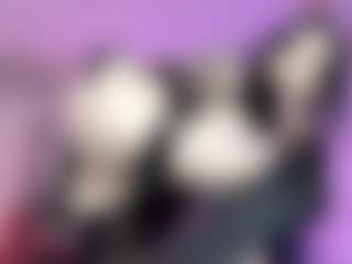 Iveystrigoi's Live Sex Cam Show