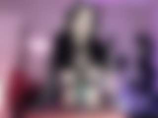 Iveystrigoi's Live Sex Cam Show