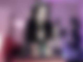 Iveystrigoi's Live Sex Cam Show