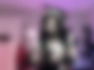 Iveystrigoi's Live Sex Cam Show