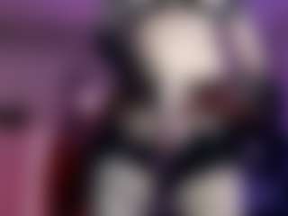 Iveystrigoi's Live Sex Cam Show