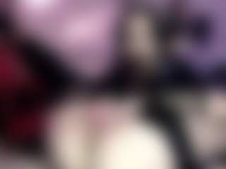 Iveystrigoi's Live Sex Cam Show