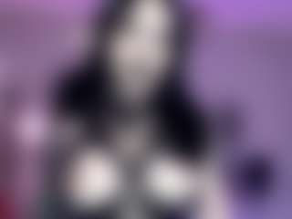 Iveystrigoi's Live Sex Cam Show