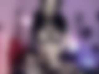 Iveystrigoi's Live Sex Cam Show