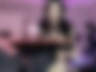Iveystrigoi's Live Sex Cam Show
