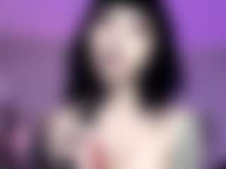 Iveystrigoi's Live Sex Cam Show