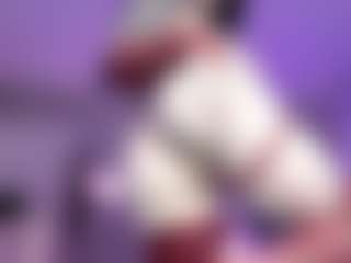 Iveystrigoi's Live Sex Cam Show