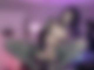 Iveystrigoi's Live Sex Cam Show