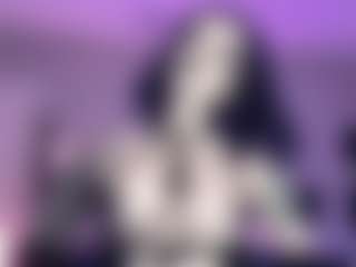 Iveystrigoi's Live Sex Cam Show