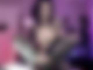 Live cam show with Iveystrigoi - White on Soda Cam | united states