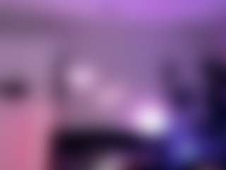 Iveystrigoi's Live Sex Cam Show