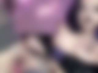 Iveystrigoi's Live Sex Cam Show