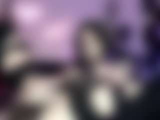 Iveystrigoi's Live Sex Cam Show
