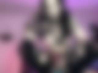 Iveystrigoi's Live Sex Cam Show