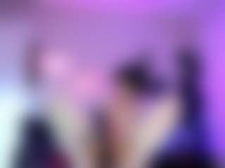 Iveystrigoi's Live Sex Cam Show