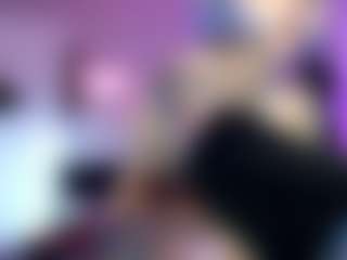 Iveystrigoi's Live Sex Cam Show