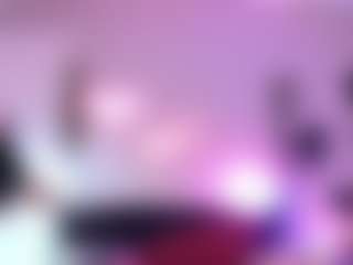 Iveystrigoi's Live Sex Cam Show