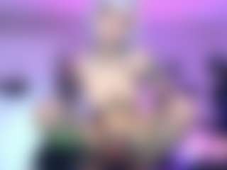 Iveystrigoi's Live Sex Cam Show